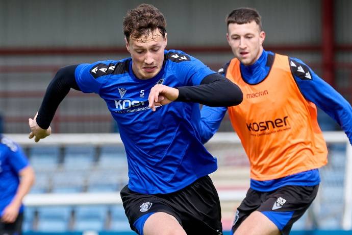 官方：31岁的前法国国脚右后卫杜布瓦退役（官宣：31岁前法国国脚右后卫杜布瓦宣布退役）