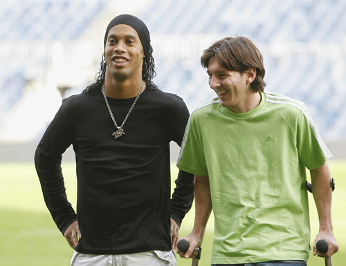 3-2伯恩茅斯，桑德兰队史首次英超联赛两球落后逆转取胜（桑德兰英超队史首度两球落后翻盘，3-2力克伯恩茅斯）