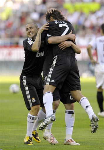 BURTON运动员团队新赛季多点开花，苏翊鸣连夺两冠（BURTON选手新赛季全面爆发，苏翊鸣豪取两连冠）