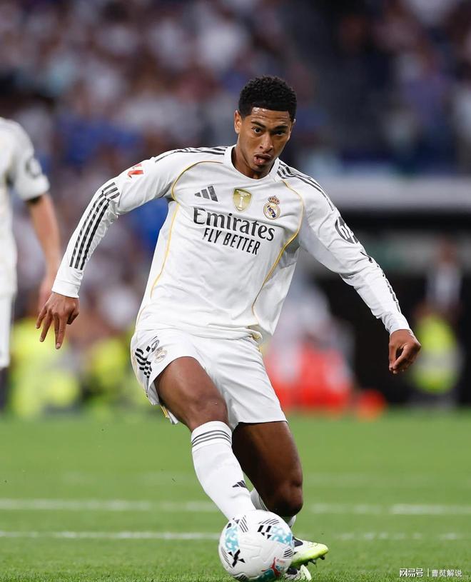 邮报：曼联正与纽卡争夺谢什科，为遵守PSR愿低价出售霍伊伦（邮报：曼联与纽卡竞逐谢什科，为符PSR或低价放走霍伊伦）