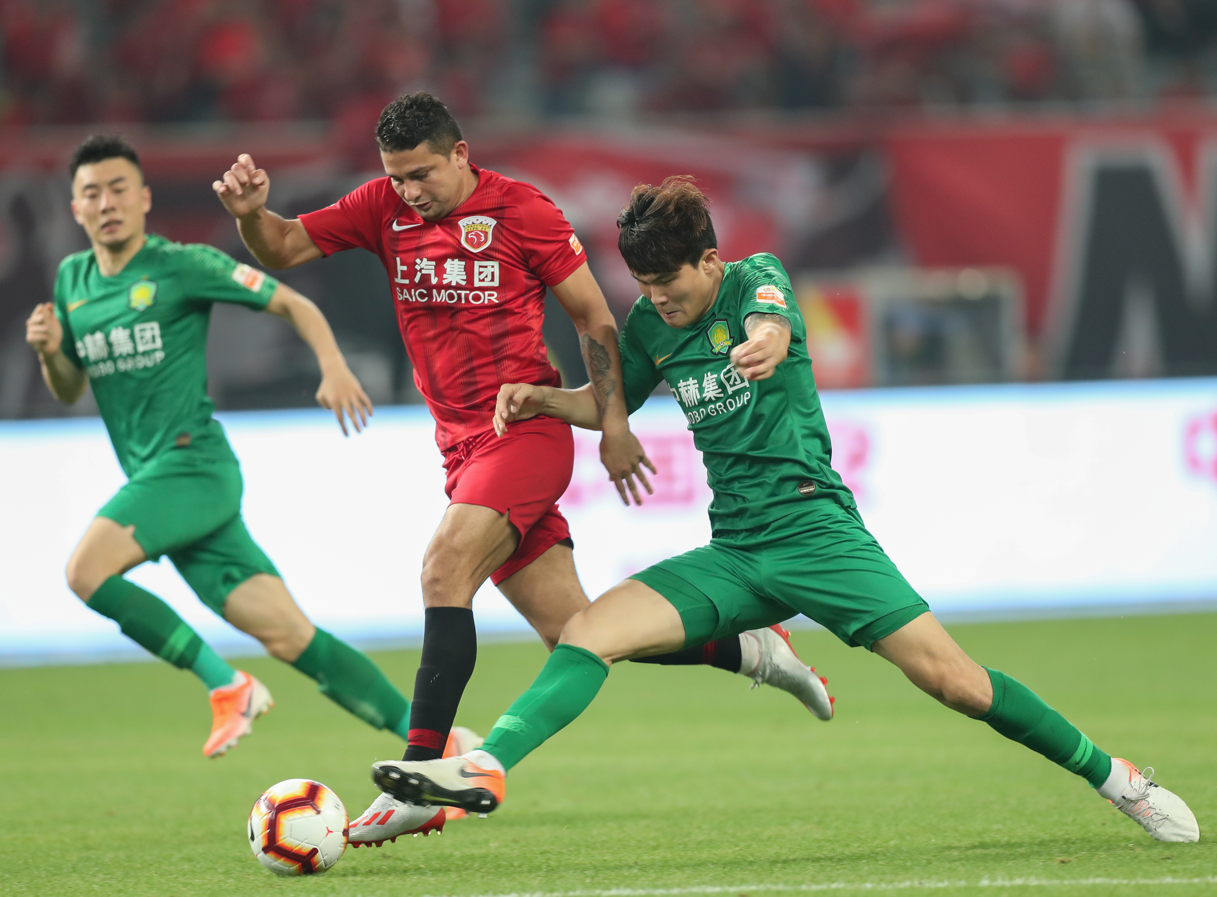 罗马诺：阿莫林坚持留下齐尔克泽；梅努向往租借加盟那不勒斯（罗马诺：阿莫林铁心挽留齐尔克泽，梅努盼租借赴那不勒斯）