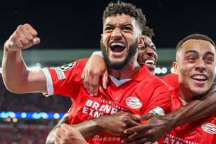 状态不错！4号秀克尼佩尔半场9中7轰18分（手感火热！4号秀克尼佩尔半场9投7中砍下18分）