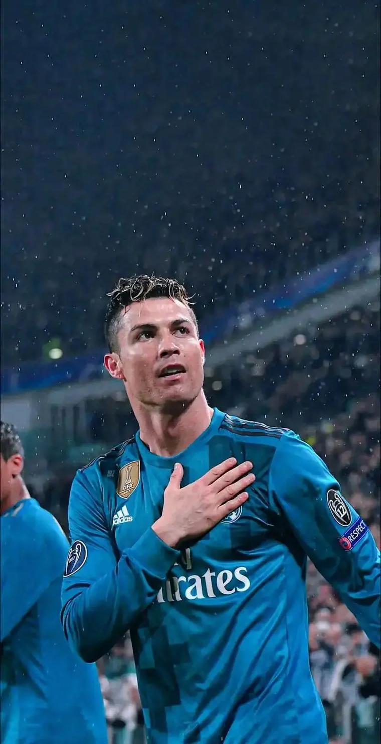 阿足协主席：我们在与斯卡洛尼的代表谈判，想续约到2030年（阿根廷足协主席：正与斯卡洛尼团队洽谈，目标续约至2030年）