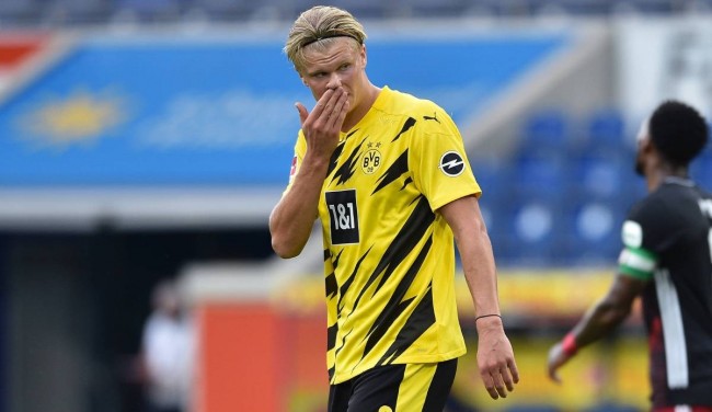 斯基拉：安古伊萨左大腿股二头肌严重撕裂，预计将缺阵40天（斯基拉：安古伊萨左大腿股二头肌重度撕裂，预计休战约40天）