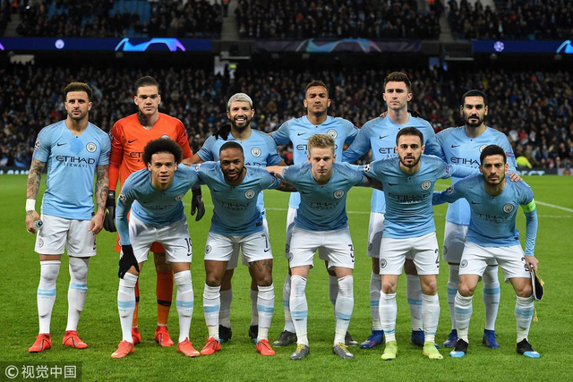 疯狂的足球：米兰门神迈尼昂的盘带合集（足坛狂热：米兰门神迈尼昂盘带集锦）