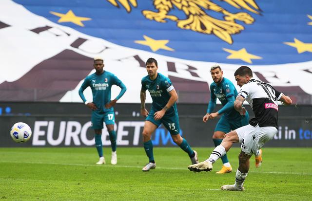 拉波尔塔：相信1C许可证本月获得，诺坎普容量将扩大至60000（拉波尔塔：预计本月获批1C许可，诺坎普将扩容至60000人）