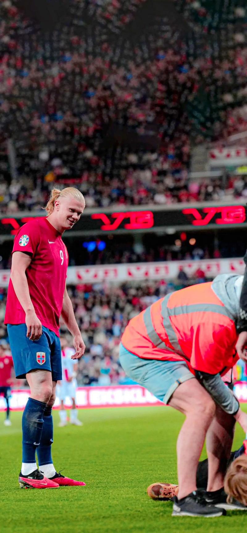 帕福斯1-0黄潜斩获队史欧冠首胜，卢卡森制胜，盖伊失单刀（帕福斯1-0力擒黄潜夺队史欧冠首胜，卢卡森建功，盖伊单刀打丢）